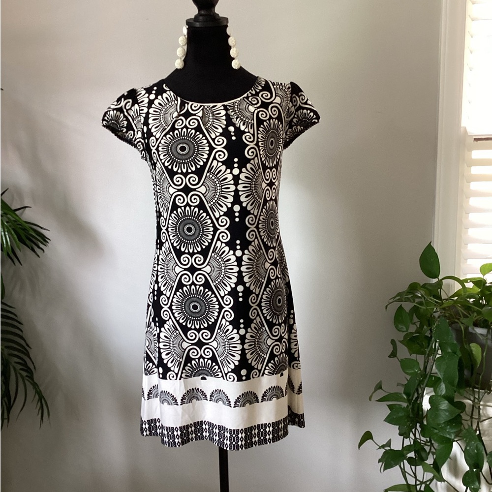 Women dress